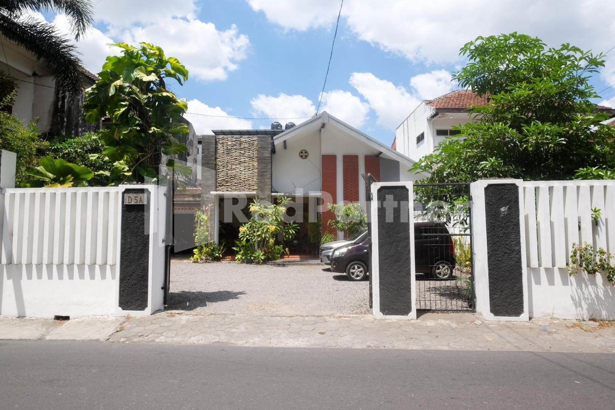 Hotel Ndliman House Near Ugm Jogja Mitra Reddoorz Kejayan Zewnętrze zdjęcie